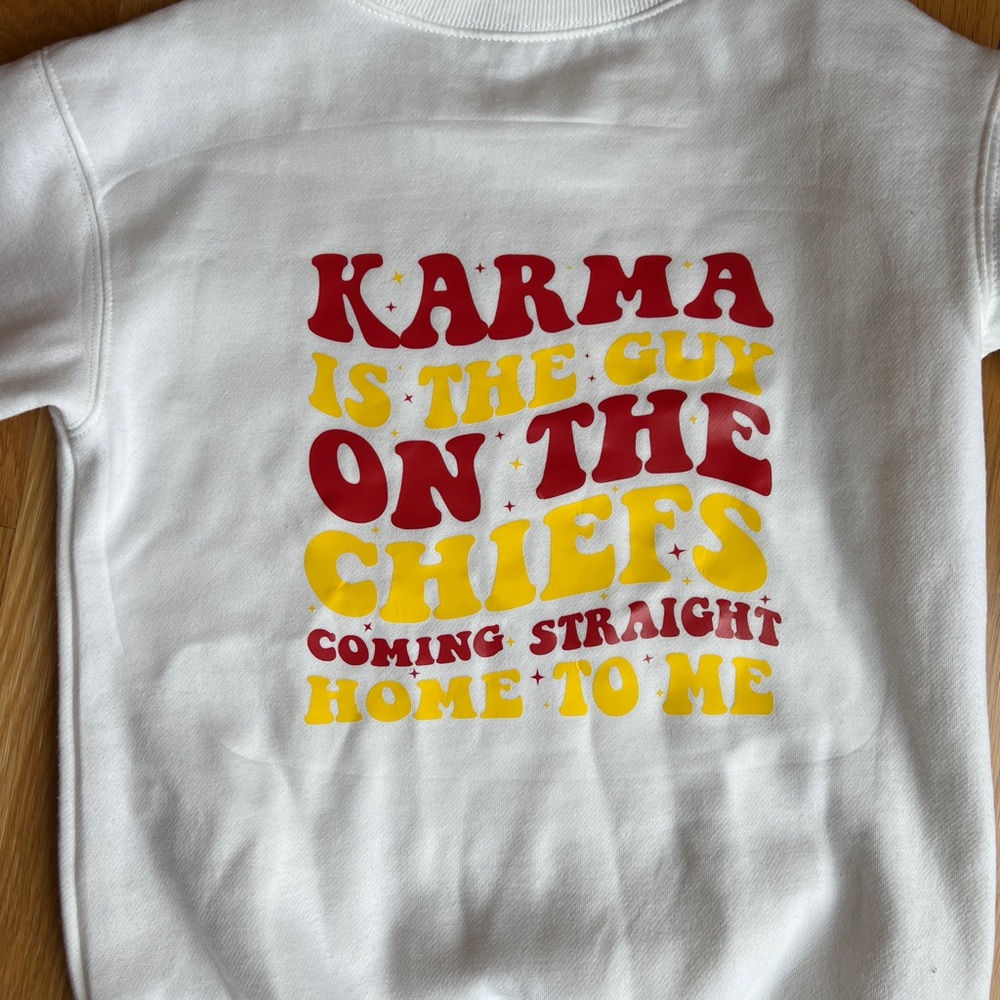 Taylor Swift Karma is the Guy on the Chiefs Crewneck Sweatshirt - Picture 5 of 6
